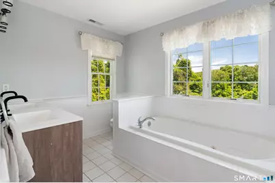 4 Fleetwood Lane, Brookfield, CT 06804 - Photo 30