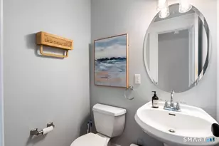 4 Fleetwood Ln, Brookfield, CT 06804 - Photo 8