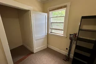 461 N Walnut St, Waterbury, CT 06704 - Photo 14