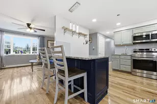 101 Abbey Ln, Windsor, CT 06095 - Photo 12