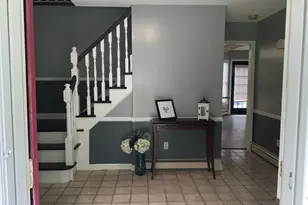 18 Hickory Ln, New Fairfield, CT 06812 - Photo 2