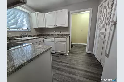 24 Heritage Village #A, Southbury, CT 06488 - Photo 6