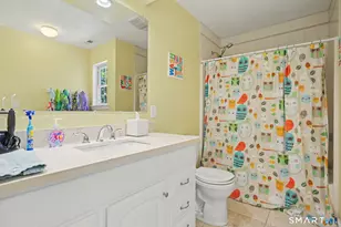 41 Henry Albert Dr, Milford, CT 06460 - Photo 30