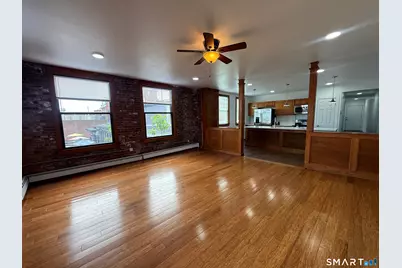 18 Bank Street, New London, CT 06320 - Photo 6