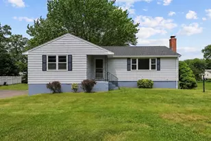61 Hollister Dr, Rocky Hill, CT 06067 - Photo 2