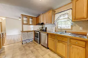 38 Long Dr, Windham, CT 06256 - Photo 16
