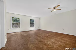 36 W Village Ct, Branford, CT 06405 - Photo 8