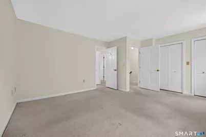 36 W Village Ct #36, Branford, CT 06405 - Photo 12