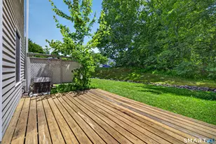 36 W Village Ct, Branford, CT 06405 - Photo 22