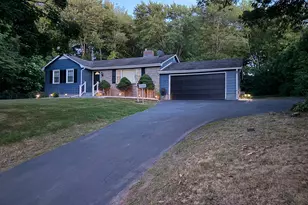 665 Bloomfield Ave, Windsor, CT 06095 - Photo 2