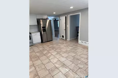 665 Bloomfield Avenue, Windsor, CT 06095 - Photo 6