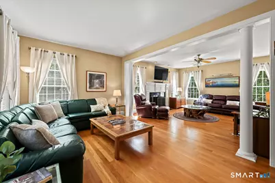 100 Hollister Drive, Avon, CT 06001 - Photo 14