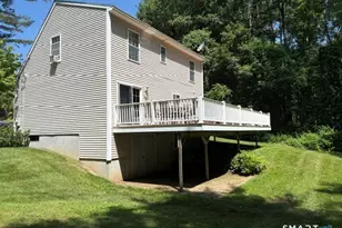 16 Walnut Rd, Woodstock Valley, CT 06281 - Photo 2
