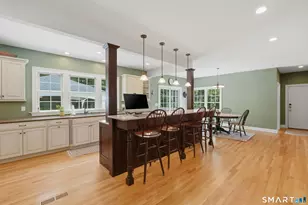 25 Charter Oak Dr, Cheshire, CT 06410 - Photo 10