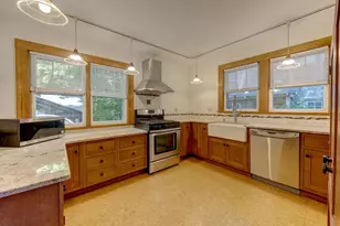64 Chestnut St, Windham, CT 06226 - Photo 14