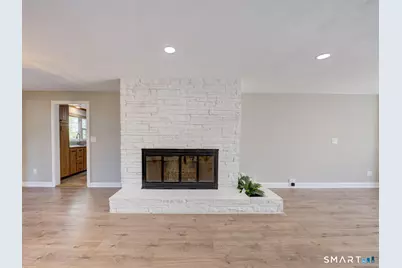 136 Juniper Lane, Berlin, CT 06037 - Photo 8
