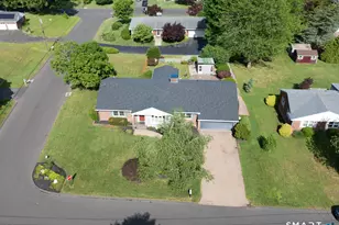 136 Juniper Ln, Berlin, CT 06037 - Photo 4