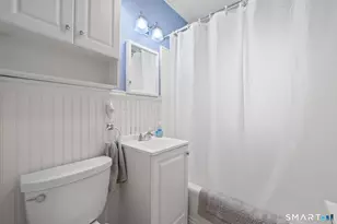 25 Oxford Dr, East Hartford, CT 06118 - Photo 18
