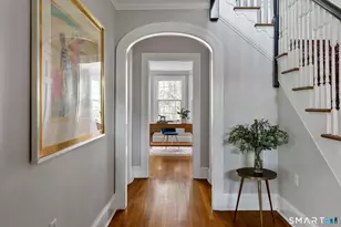 10 Colony Rd, West Hartford, CT 06117 - Photo 2