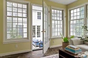 10 Colony Rd, West Hartford, CT 06117 - Photo 20