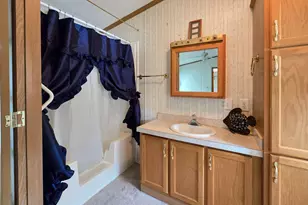 136 Hunters Rd, Norwich, CT 06360 - Photo 14