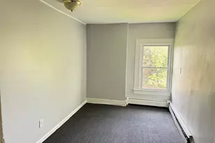 17 Townley St, Hartford, CT 06105 - Photo 4