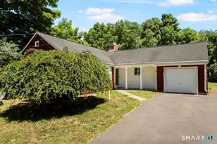 43 E Village Rd, Shelton, CT 06484 - Photo 1