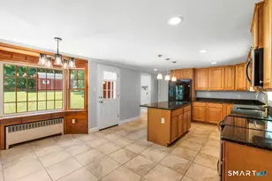 43 E Village Rd, Shelton, CT 06484 - Photo 2