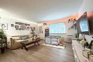 83 Chestnut St, Bethel, CT 06801 - Photo 2