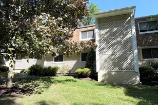 83 Chestnut St, Bethel, CT 06801 - Photo 12
