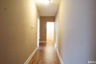 136 Sherman St, Bridgeport, CT 06608 - Photo 8