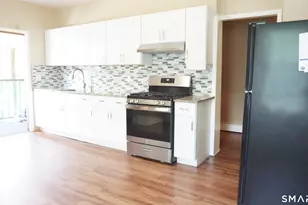 136 Sherman St, Bridgeport, CT 06608 - Photo 2