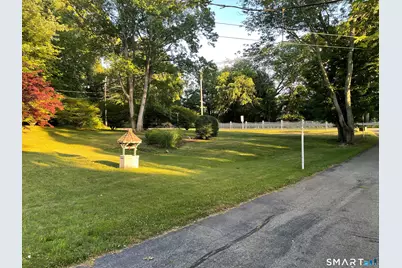 1023 Boston Post Road, Madison, CT 06443 - Photo 16