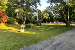 1023 Boston Post Rd, Madison, CT 06443 - Photo 16
