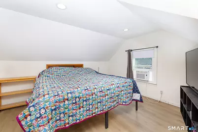 18 Crestwood Avenue, Waterbury, CT 06704 - Photo 16
