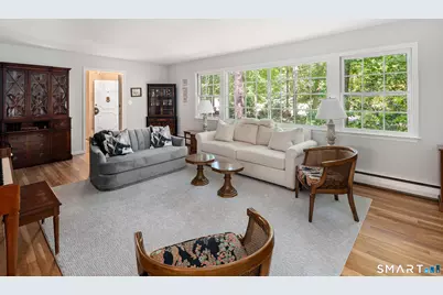 20 Round Hill Drive, Stamford, CT 06903 - Photo 4