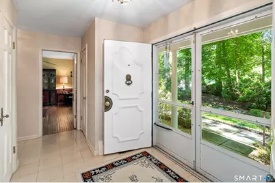 20 Round Hill Drive, Stamford, CT 06903 - Photo 12