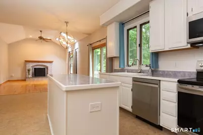 48 Brookview Circle, Manchester, CT 06040 - Photo 16