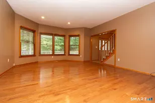48 Brookview Cir, Manchester, CT 06040 - Photo 10