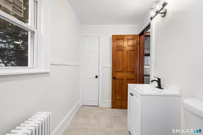 37 Byrneside Avenue, Waterbury, CT 06704 - Photo 32