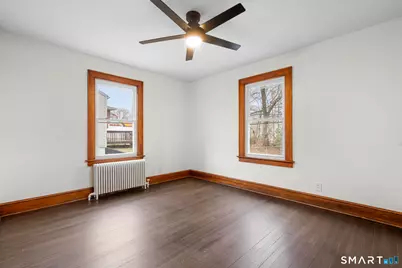 37 Byrneside Avenue, Waterbury, CT 06704 - Photo 20
