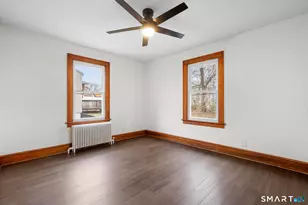37 Byrneside Ave, Waterbury, CT 06704 - Photo 20