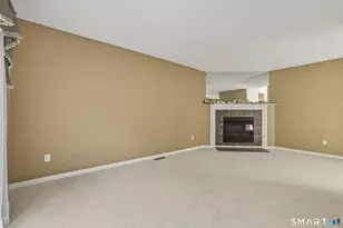 2002 Mill Pond Dr, South Windsor, CT 06074 - Photo 12