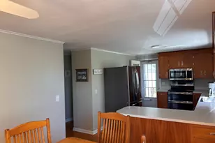 7 Nehantic Dr, East Lyme, CT 06357 - Photo 12