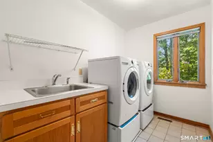 732 Den Rd, Stamford, CT 06903 - Photo 24