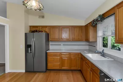 288 Carriage Way, Windsor, CT 06095 - Photo 12