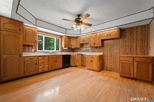 152 Ramstein Rd, New Hartford, CT 06057 - Photo 2