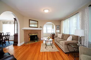 23 Thompson St, Hamden, CT 06518 - Photo 4