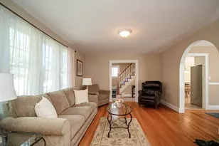 23 Thompson St, Hamden, CT 06518 - Photo 6