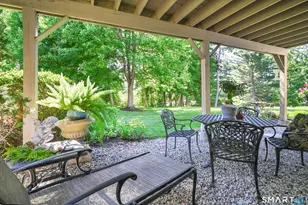 2 Thistle Hollow, Avon, CT 06001 - Photo 6